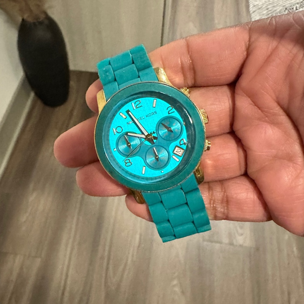 MK watch